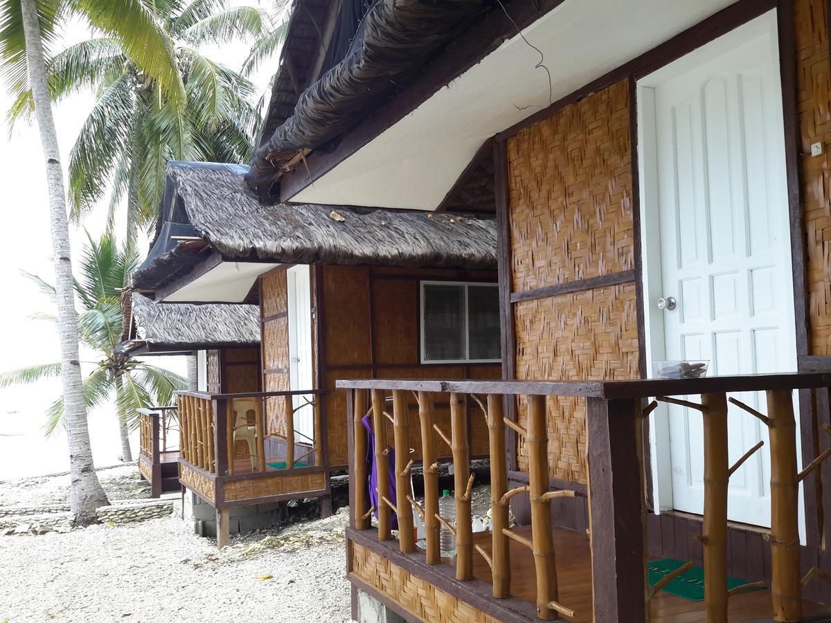 La Isla Bonita Talikud Island Beach Resort Samal Buitenkant foto